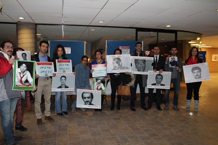 حمایت از قربانیان 11 اسفند- عکس از خط صلح- سیاوش بهمن