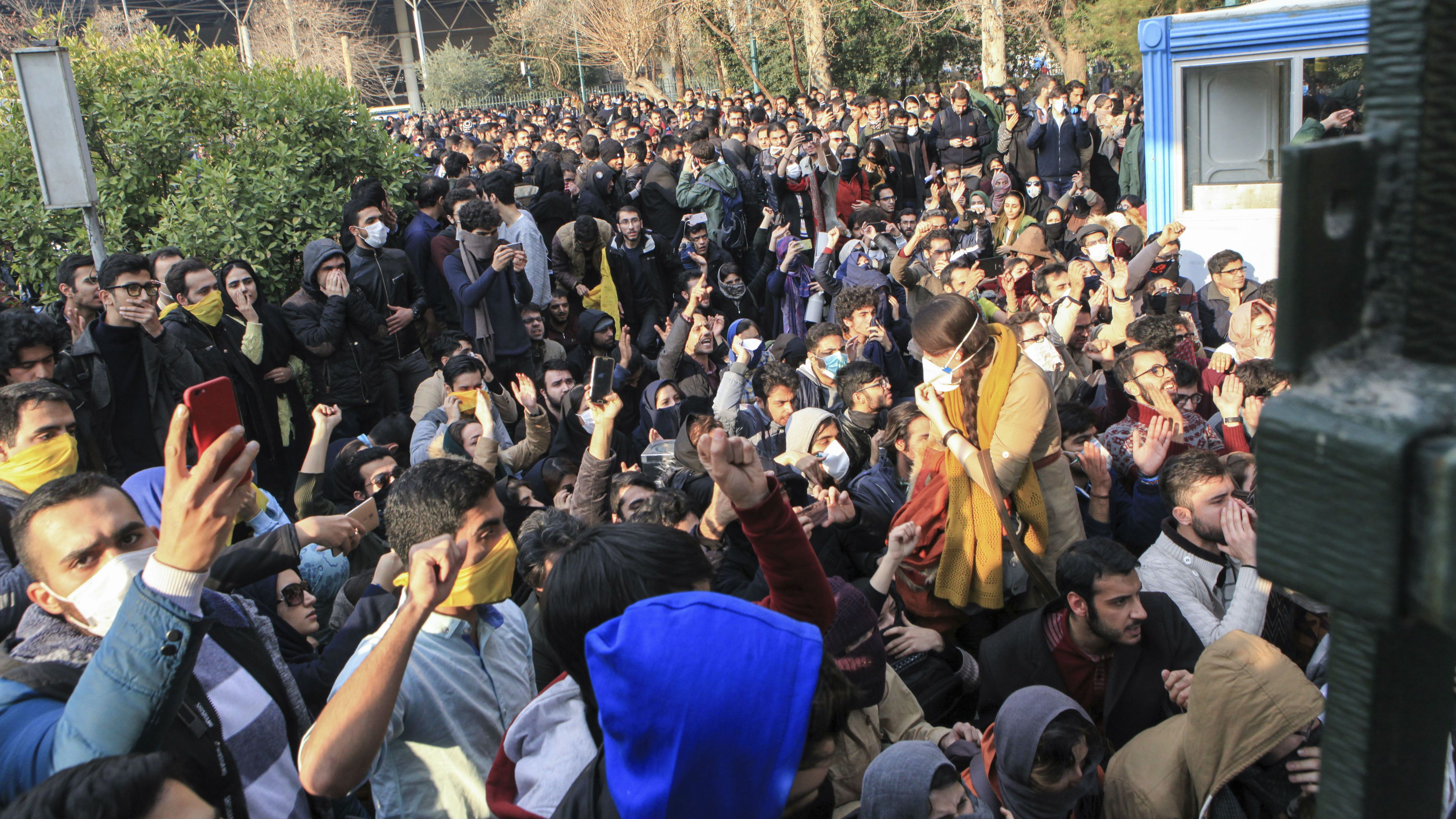 نگاهی به جایگاه دانشگاه در اعتراضات دی ماه/ مجید دری