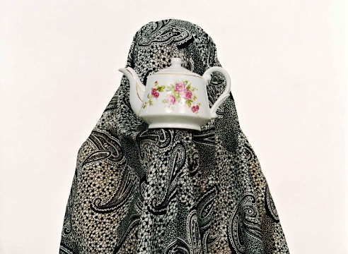 531-IRAN_ArtistShadiGhadirian_LikeEveryDay_artSeries_ImgGhadirian